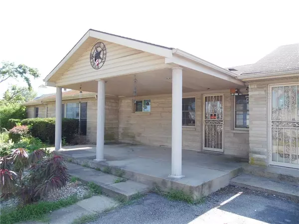 1954 W 850 S, Flat Rock, IN 47234