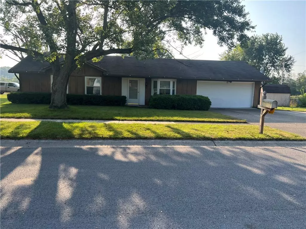 Fortville, IN 46040,696 Holiday DR
