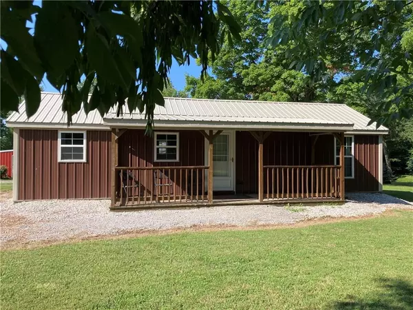 2986 N Coloma RD, Bloomingdale, IN 47832