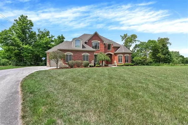 Indianapolis, IN 46278,8204 Traders Hollow LN