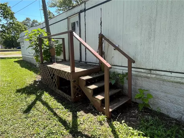 Dunkirk, IN 47336,124 W Center ST