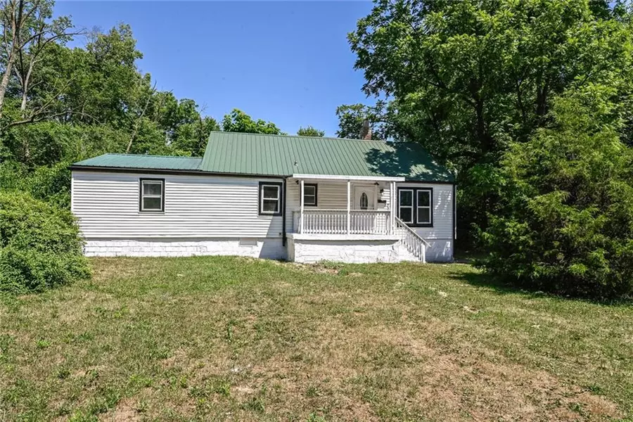 3205 N Gladstone AVE, Indianapolis, IN 46218