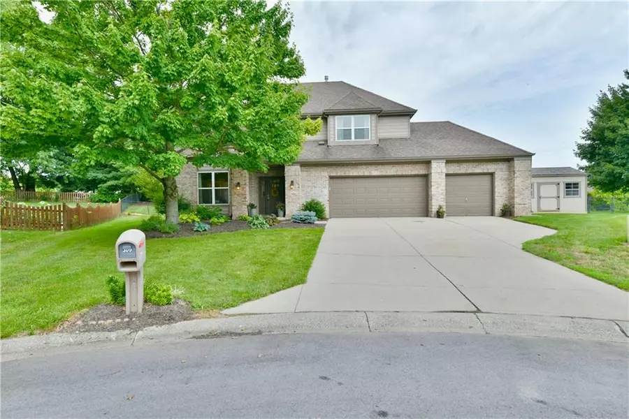 309 Lake Point WAY, Noblesville, IN 46062