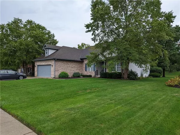 Fishers, IN 46037,10677 Glenn Cairn CT