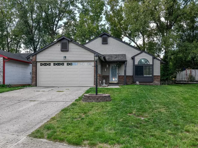 5807 Timber Lake WAY, Indianapolis, IN 46237