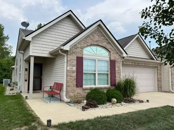 888 Heartland LN, Brownsburg, IN 46112