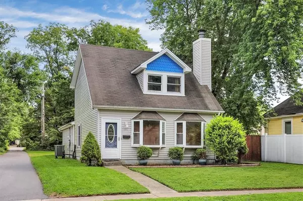 Greenwood, IN 46142,121 N Smart ST