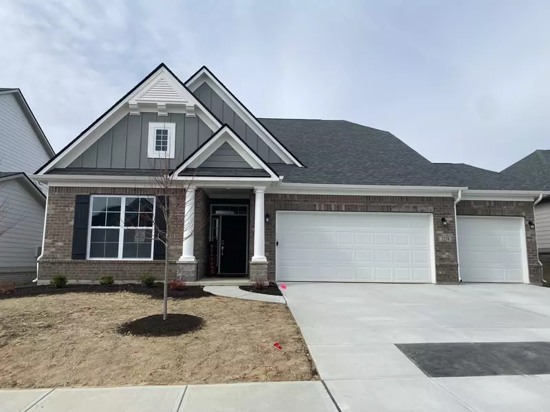 2368 Somerset CIR, Franklin, IN 46131