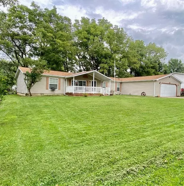 437 Cool Evening RD, Cloverdale, IN 46120