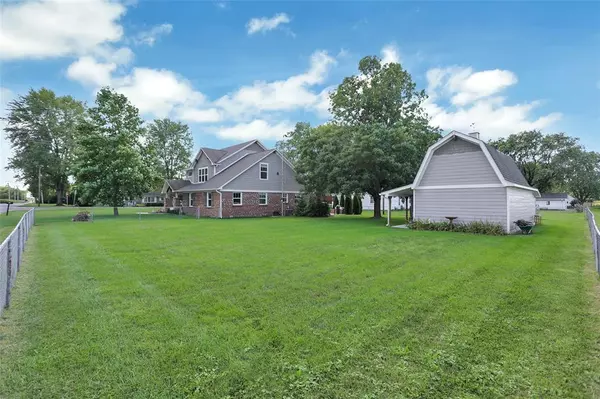 Fortville, IN 46040,508 W 1050 N