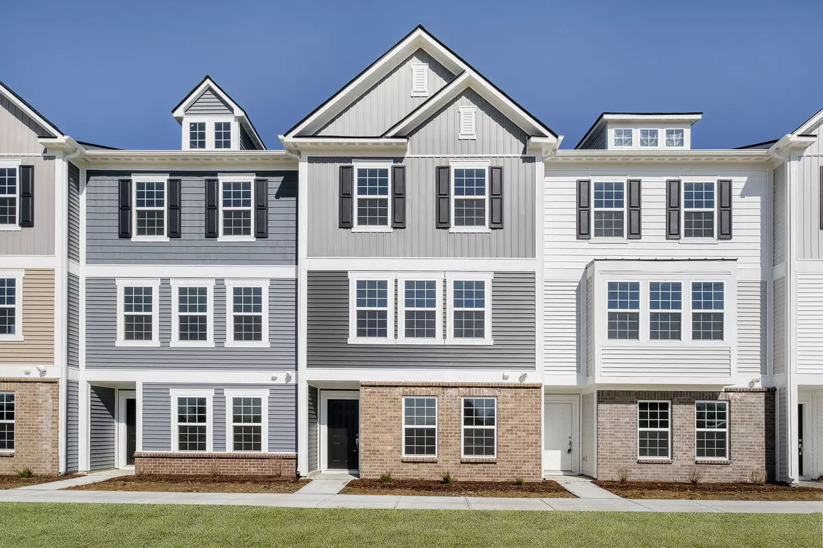 Westfield, IN 46074,717 Axford Bay DR