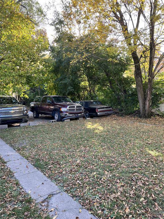Indianapolis, IN 46201,939 N Sherman DR