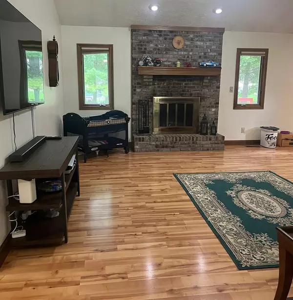 Plainfield, IN 46168,519 Summit DR