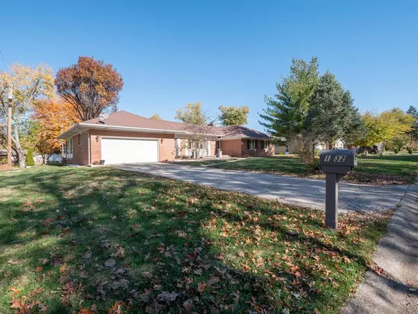 Indianapolis, IN 46227,1932 Crossman DR