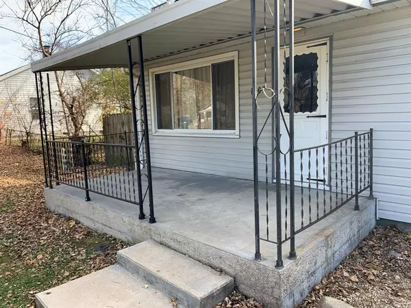 Muncie, IN 47302,1907 E 17th ST