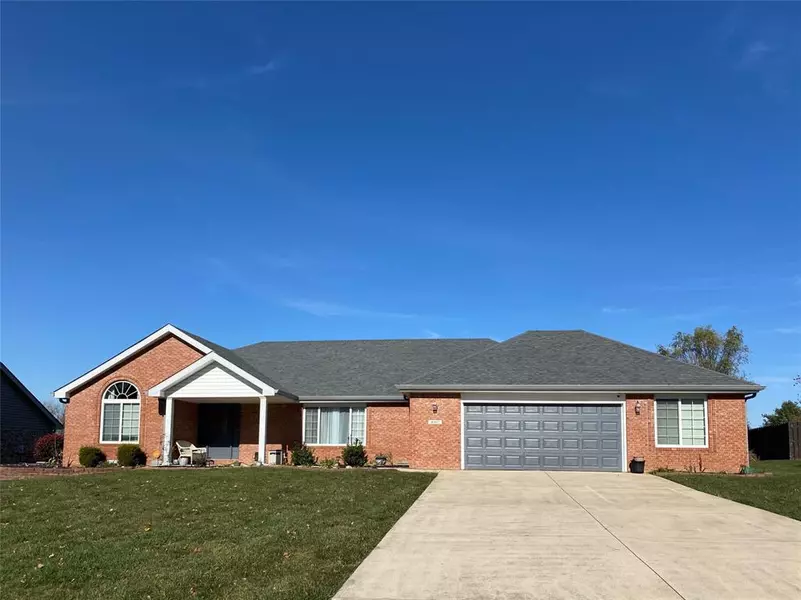 880 W Barouche, Pendleton, IN 46064