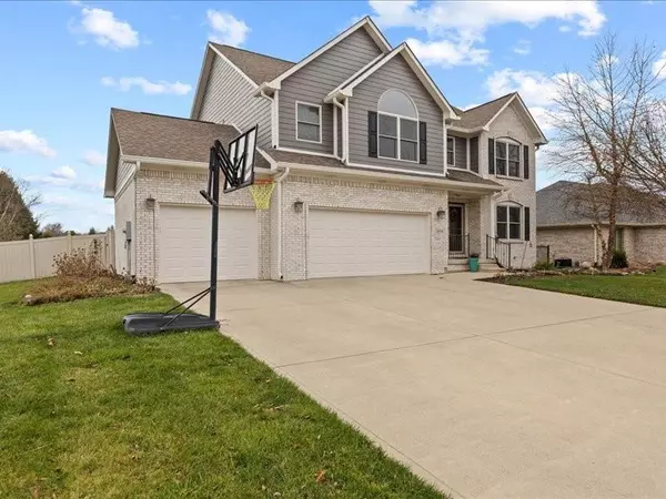 3638 N Morningside DR, Greenwood, IN 46143