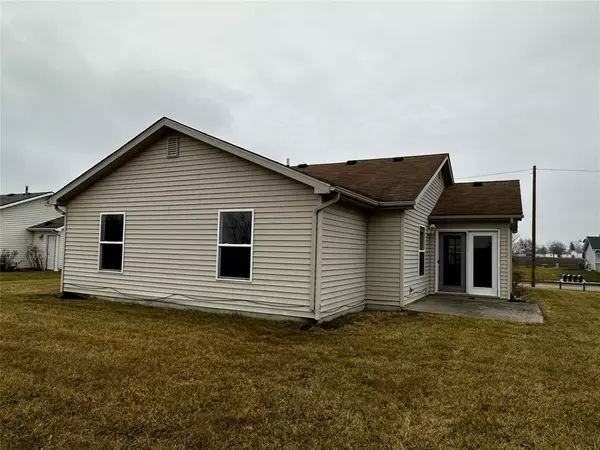 Dunkirk, IN 47336,611 Hart DR