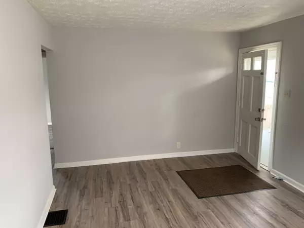 Muncie, IN 47302,2305 S Beacon ST