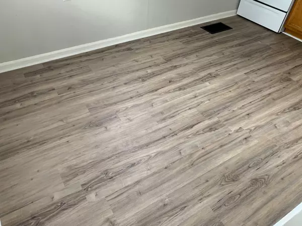 Muncie, IN 47302,2305 S Beacon ST