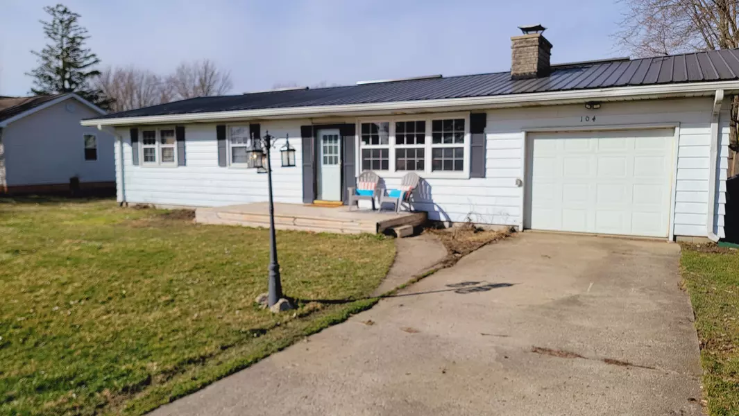 104 W Martindale ST, Kennard, IN 47351