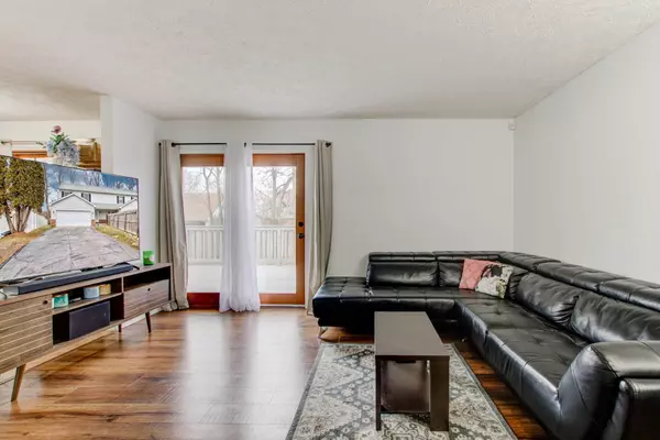 Indianapolis, IN 46217,7646 Orchard Village DR