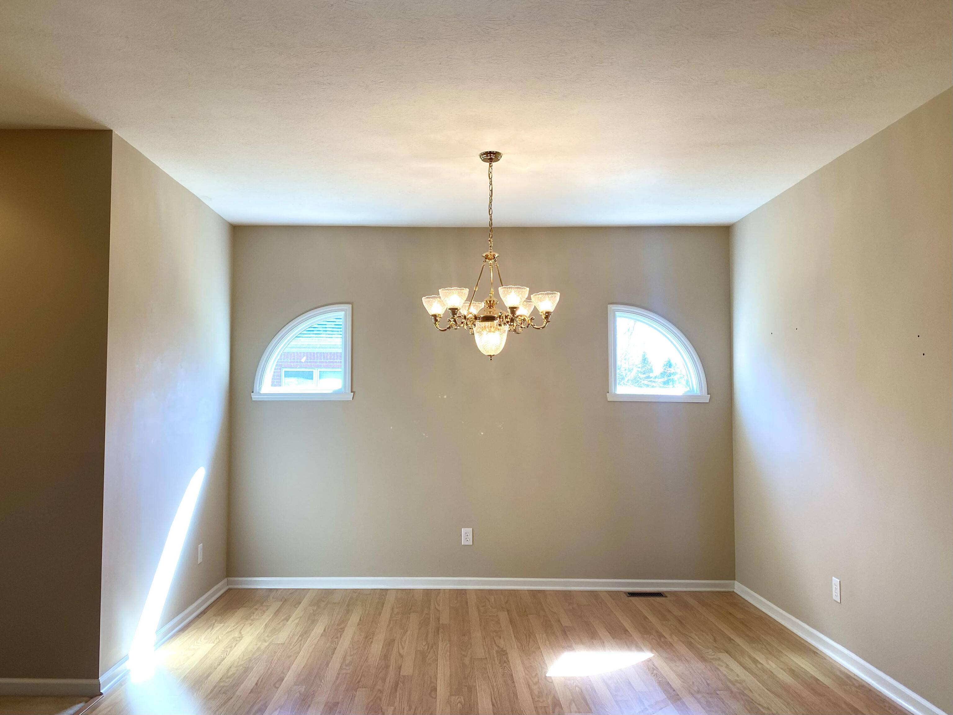 Greenwood, IN 46142,466 White Oak LN