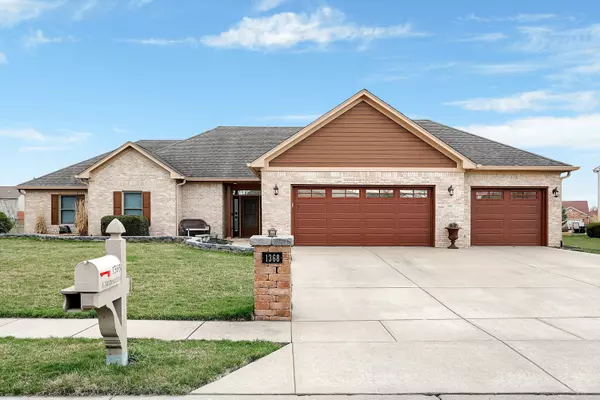 1368 N Manchester DR, Greenfield, IN 46140