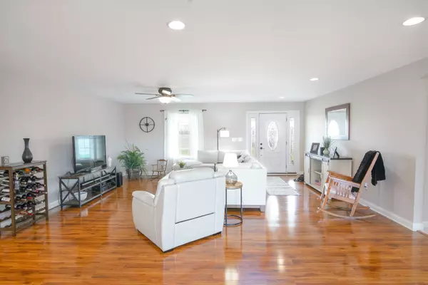 Fairland, IN 46126,7909 N 600 W