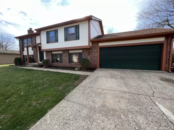 7620 Venetian WAY, Indianapolis, IN 46217