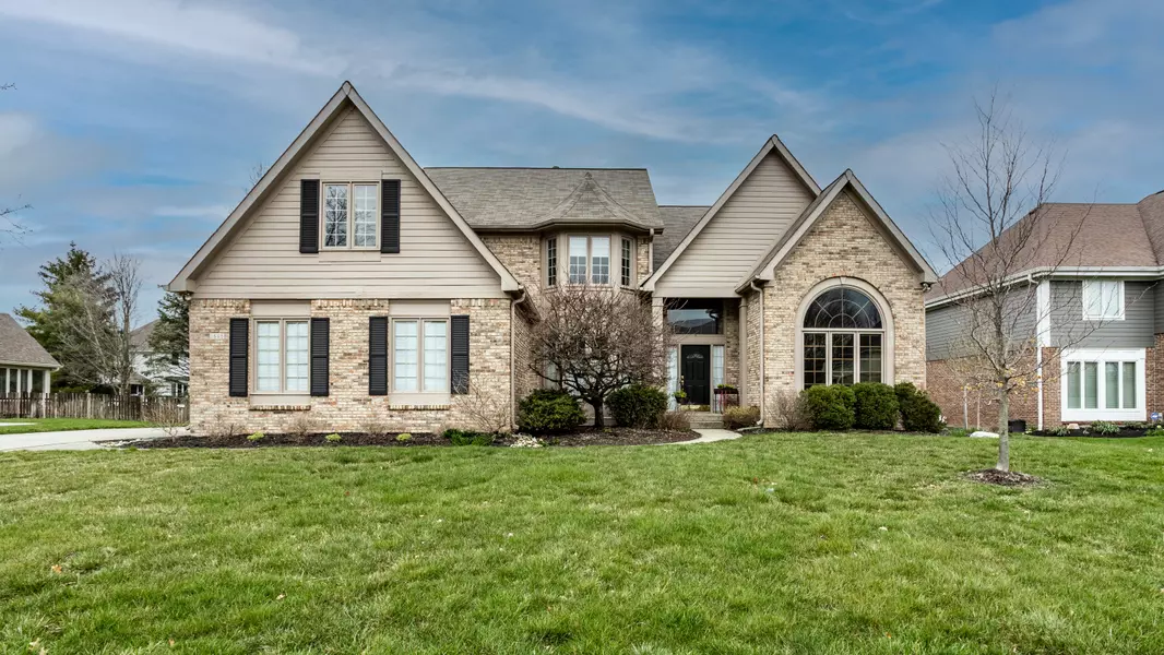 1548 Corniche DR, Zionsville, IN 46077