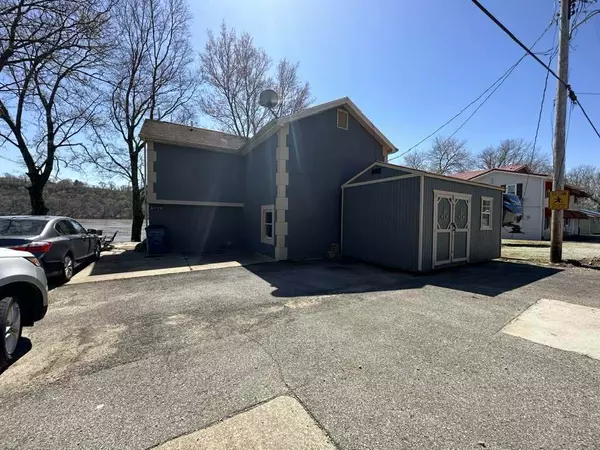 Charlestown, IN 47111,210 River RD