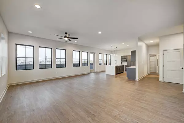 Indianapolis, IN 46224,1302 Main ST #304