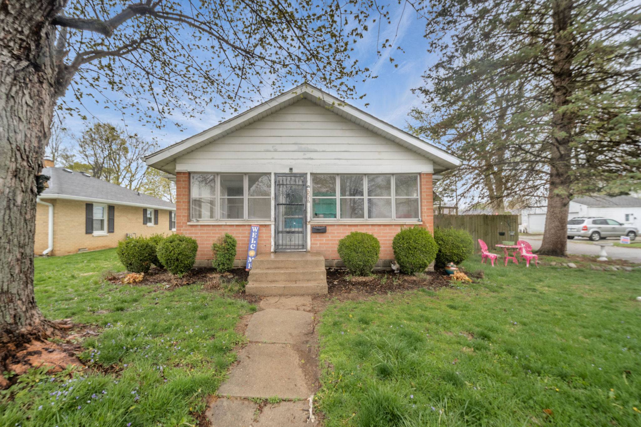228 Pearl ST, Chesterfield, IN 46017