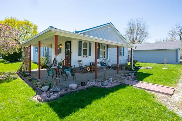 302 S Elm ST, Kempton, IN 46049