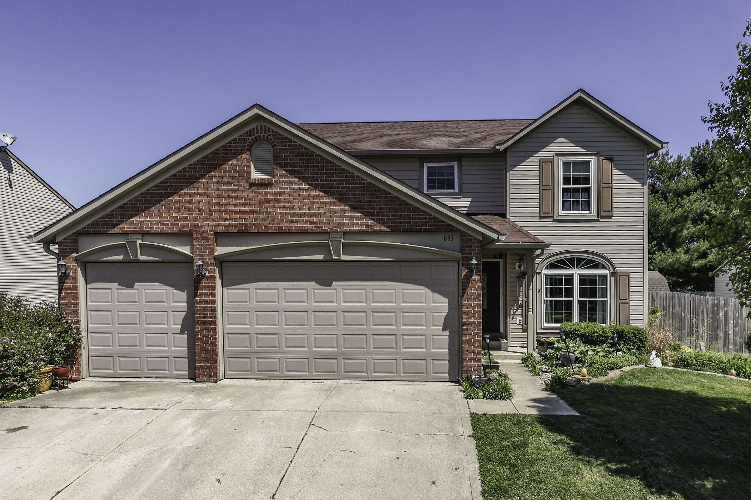 893 Waterway DR, Franklin, IN 46131