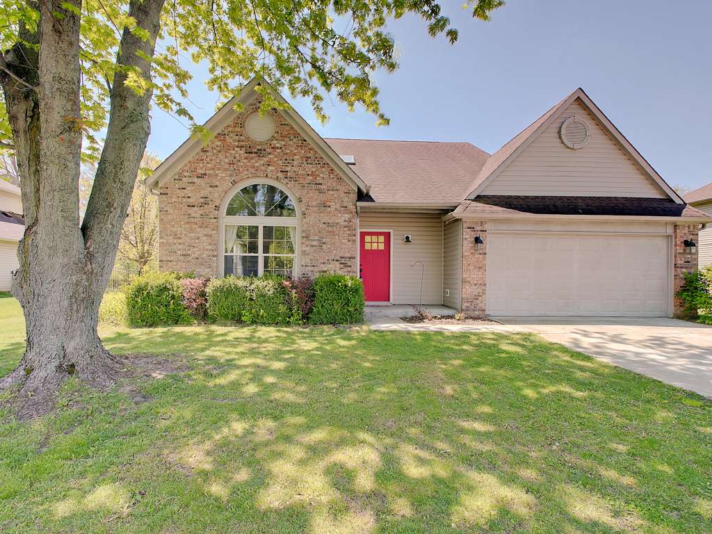 8611 Eagles Nest DR, Avon, IN 46123