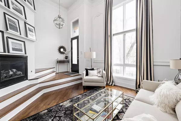 Indianapolis, IN 46202,1332 Central AVE