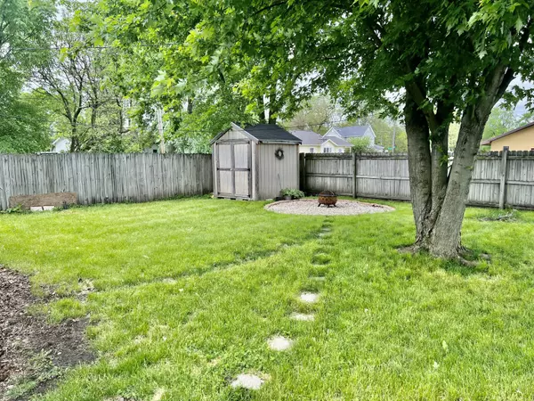 Muncie, IN 47302,1416 E 5th ST