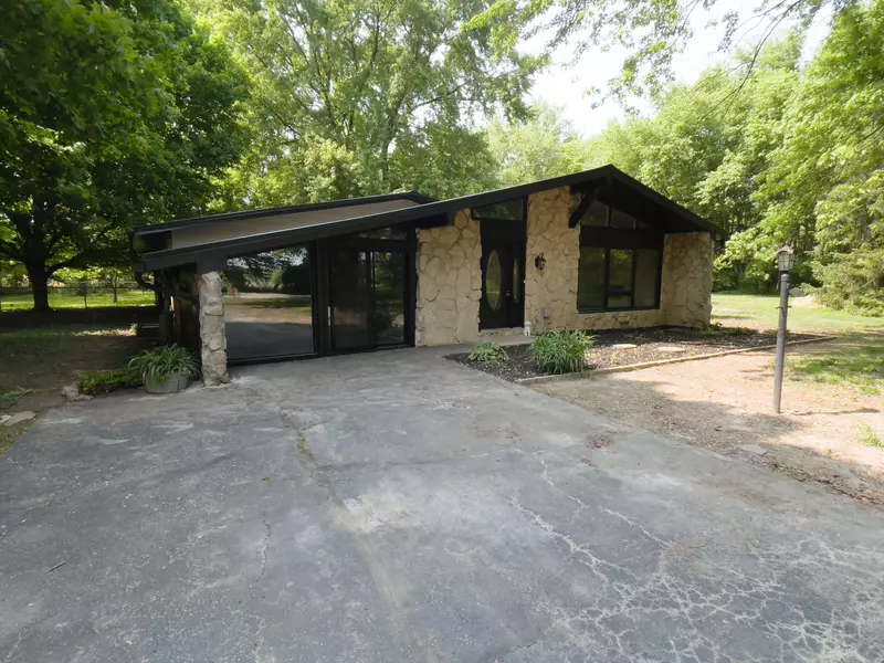 22033 State Road 37 N, Noblesville, IN 46060