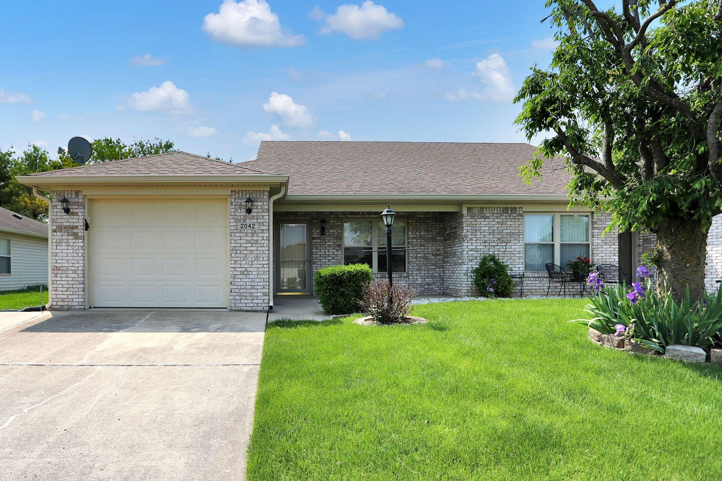 2042 Flamingo WAY, Franklin, IN 46131