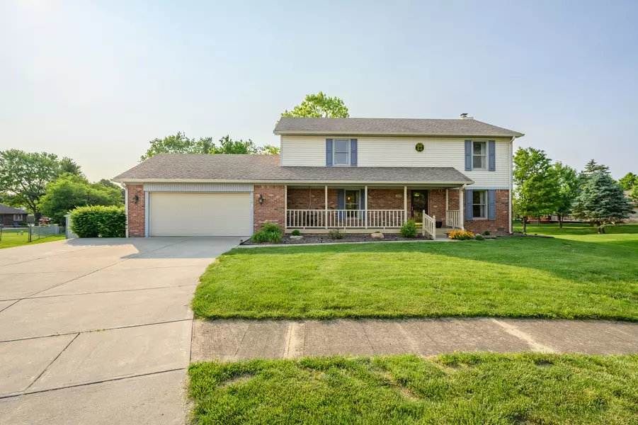 1562 Williamsburg CT, Franklin, IN 46131