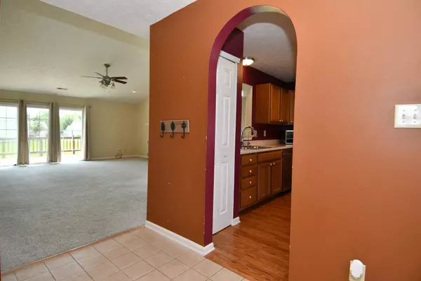 Indianapolis, IN 46221,5517 Foxtail CT