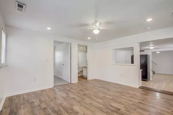 Chesterfield, IN 46017,332 Sycamore ST