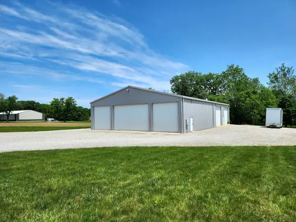 1615 S County Road 300 E, Danville, IN 46122