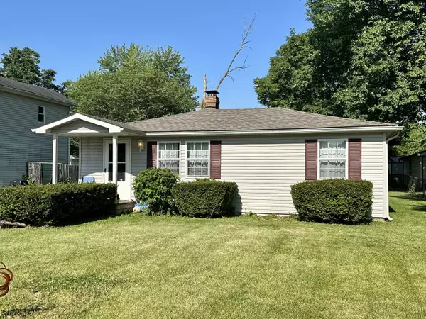 5641 CLOVER WEST DR, Fairland, IN 46126