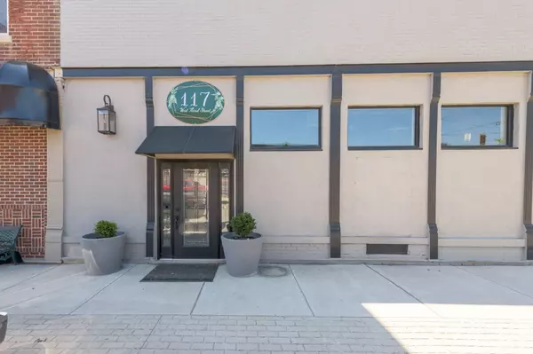 Brookston, IN 47923,117 W Third