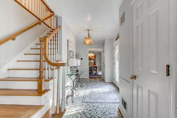 Indianapolis, IN 46226,5340 Roxbury RD