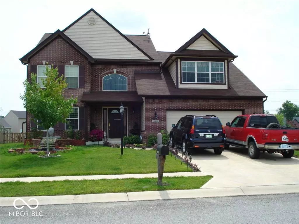 Indianapolis, IN 46229,11615 Brook Crossing LN