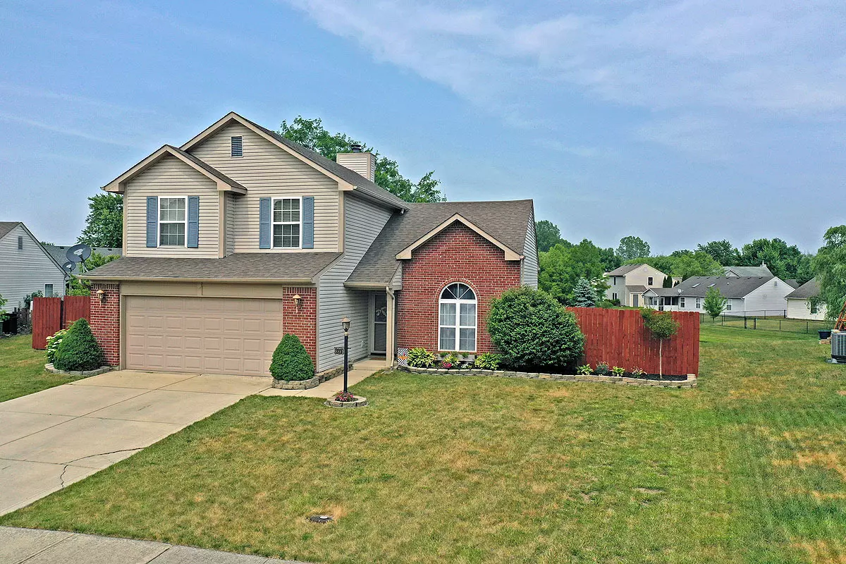 Pittsboro, IN 46167,223 Brixton Woods West DR